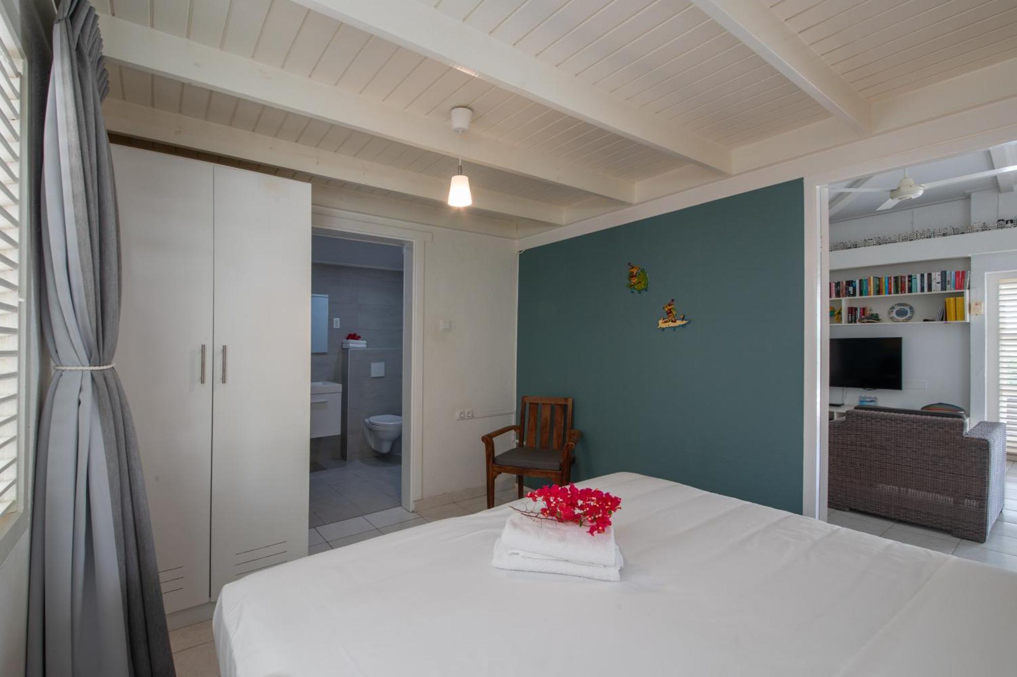 Piscadera Bay Resort 24 Виллемстад Экстерьер фото